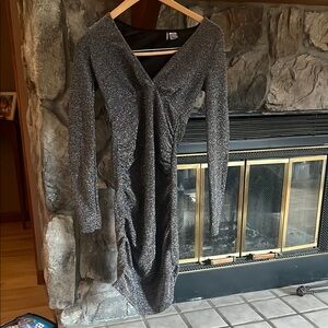 Divided Gray V-Neck Long Sleeve Bodycon Dress